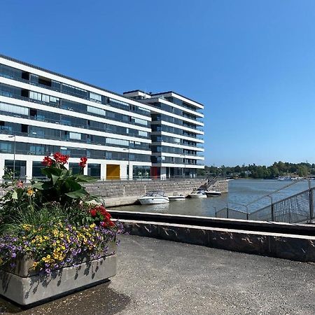 Sea View Lux Kalasatama Romantic Studio - Balcony & Coffee& Tee, Wifi, Gym &Sauna Helsinki Exterior foto